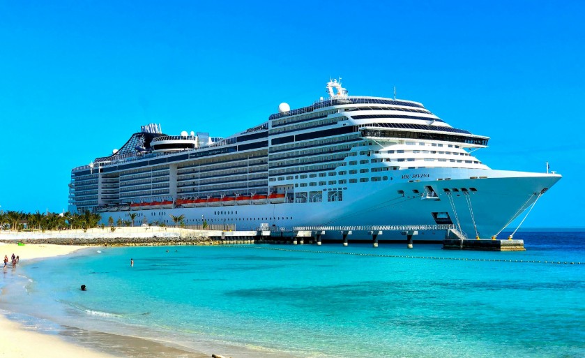 Cost of Luxury Cruises – What’s Included?